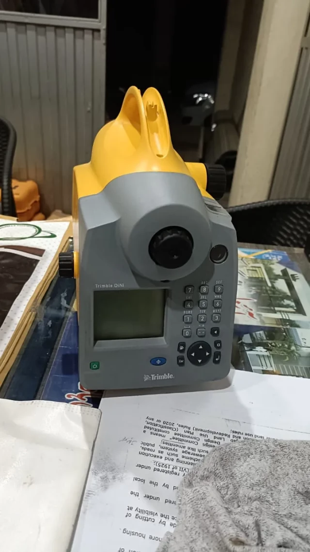Trimble dini 0.3 Digital level
